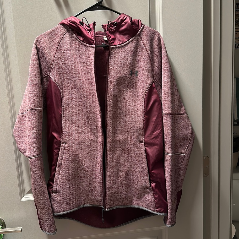 Perfect condition, light to mid-weight Under Armour jacket with hood.